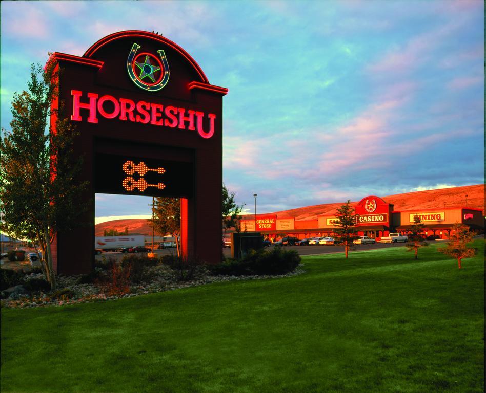 Horseshu Hotel & Casino Jackpot Esterno foto